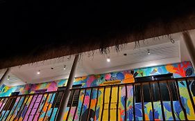 Sharky Hostel Oslob Cebu