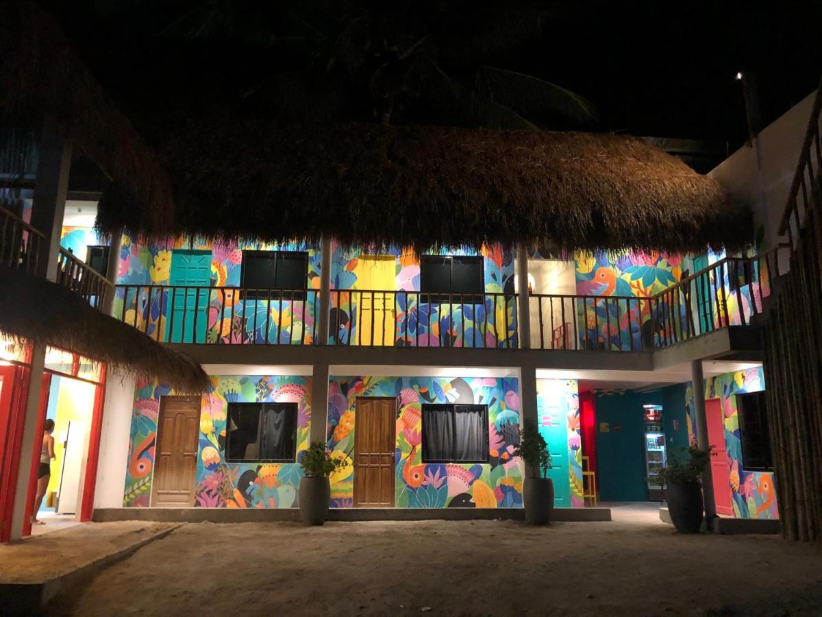 Way Shack Hostel Oslob Exterior photo